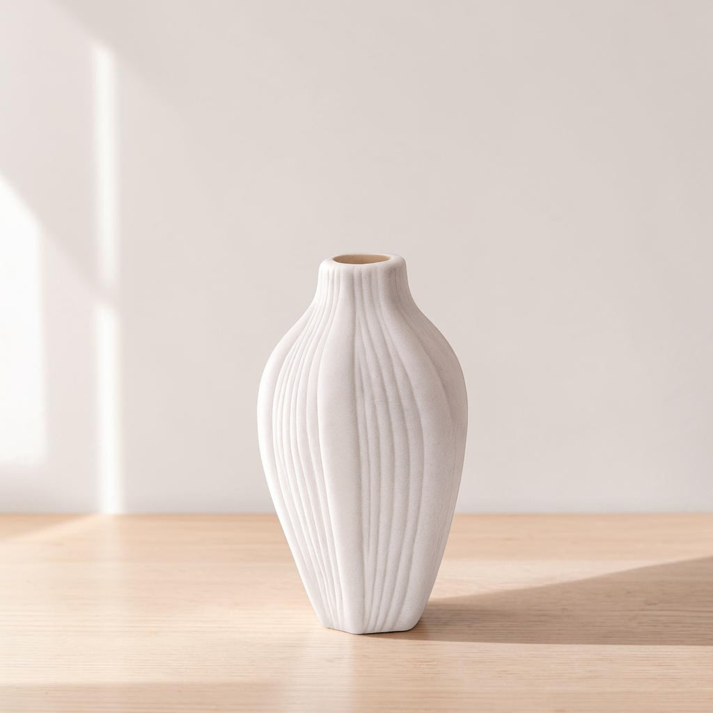 Aeris Home – Sculptural Vase Collection