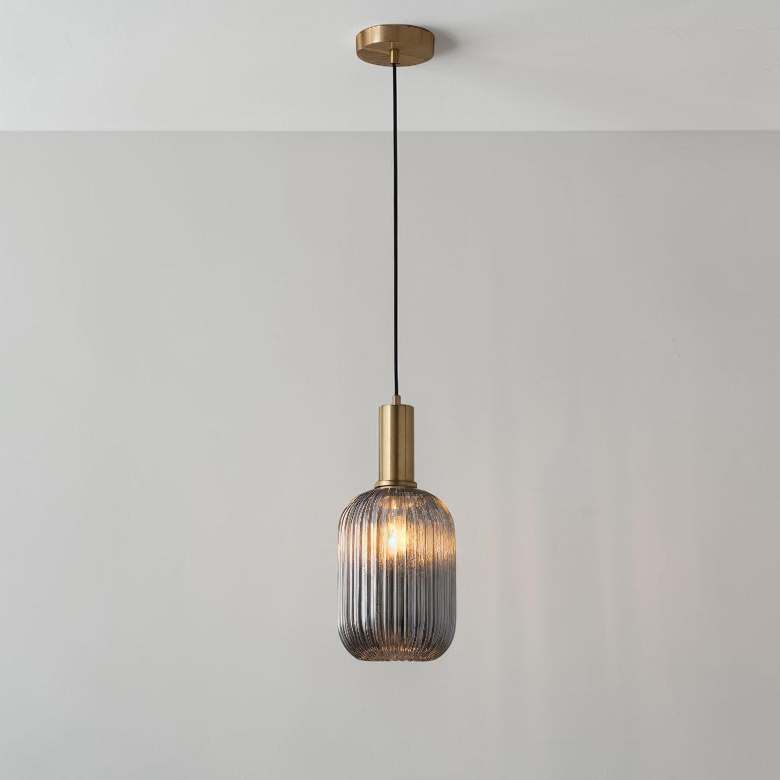 Aeris Home – Maison Amber Pendant
